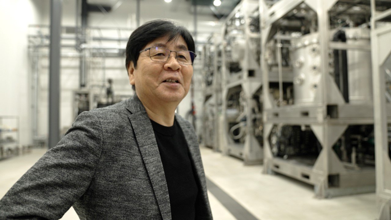 写真1 株式会社iFactory　代表取締役　齊藤隆夫さん.jpg