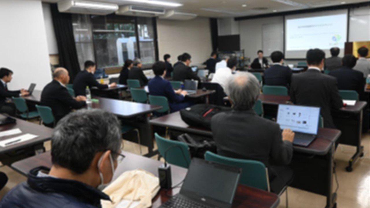 写真14 接着・接合技術コンソーシアムの様子.jpg