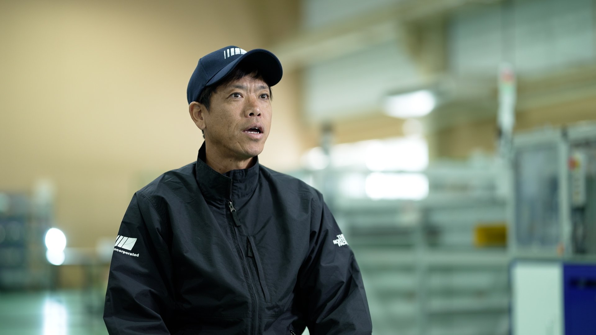写真6_装置関連事業部_副事業部長_開発部長_松本健司さん.jpg
