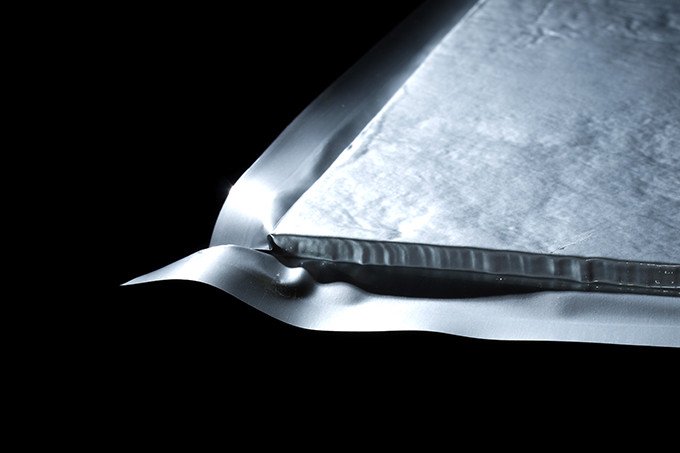 真空断熱材が住宅の省エネにも貢献 | NEDO | 実用化ドキュメント