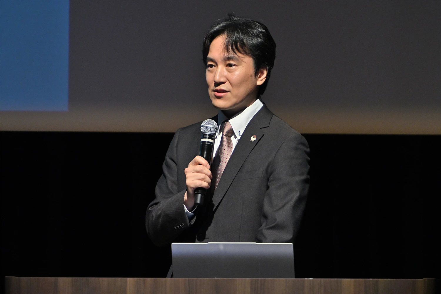 三菱電機ソフトウエア株式会社のピッチの様子